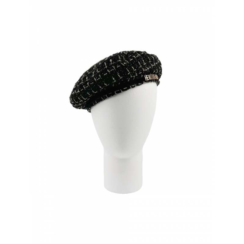 TWIGGY Black Beret to Personalise