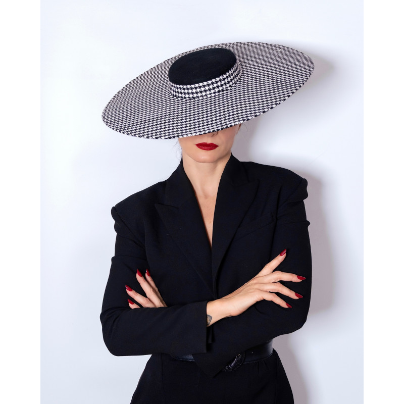 Grand Chapeau TROCADERO...