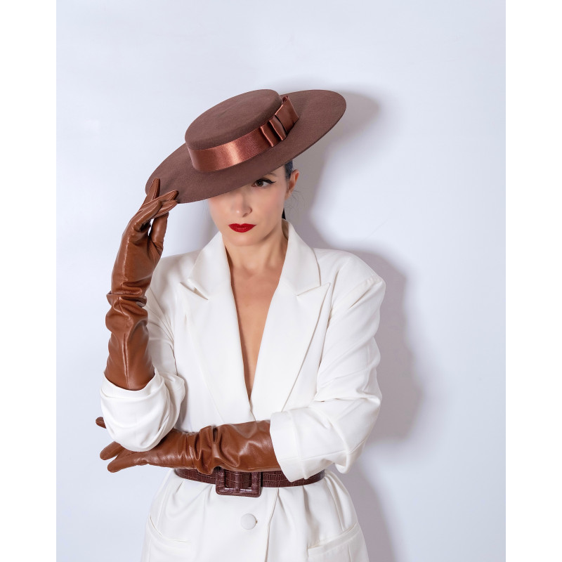 BETTY Long Leather Gloves...